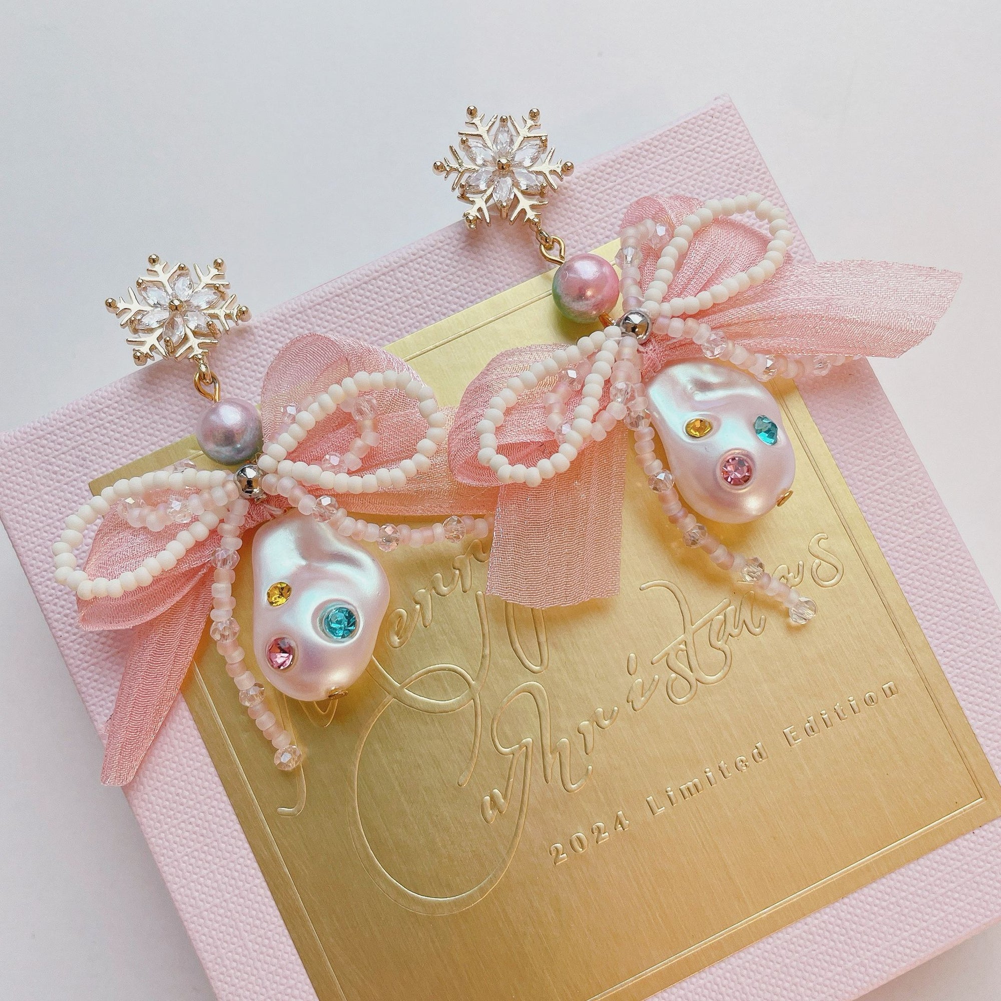 Carmenita Wong | Christmas Earrings | XMAS02 Pink