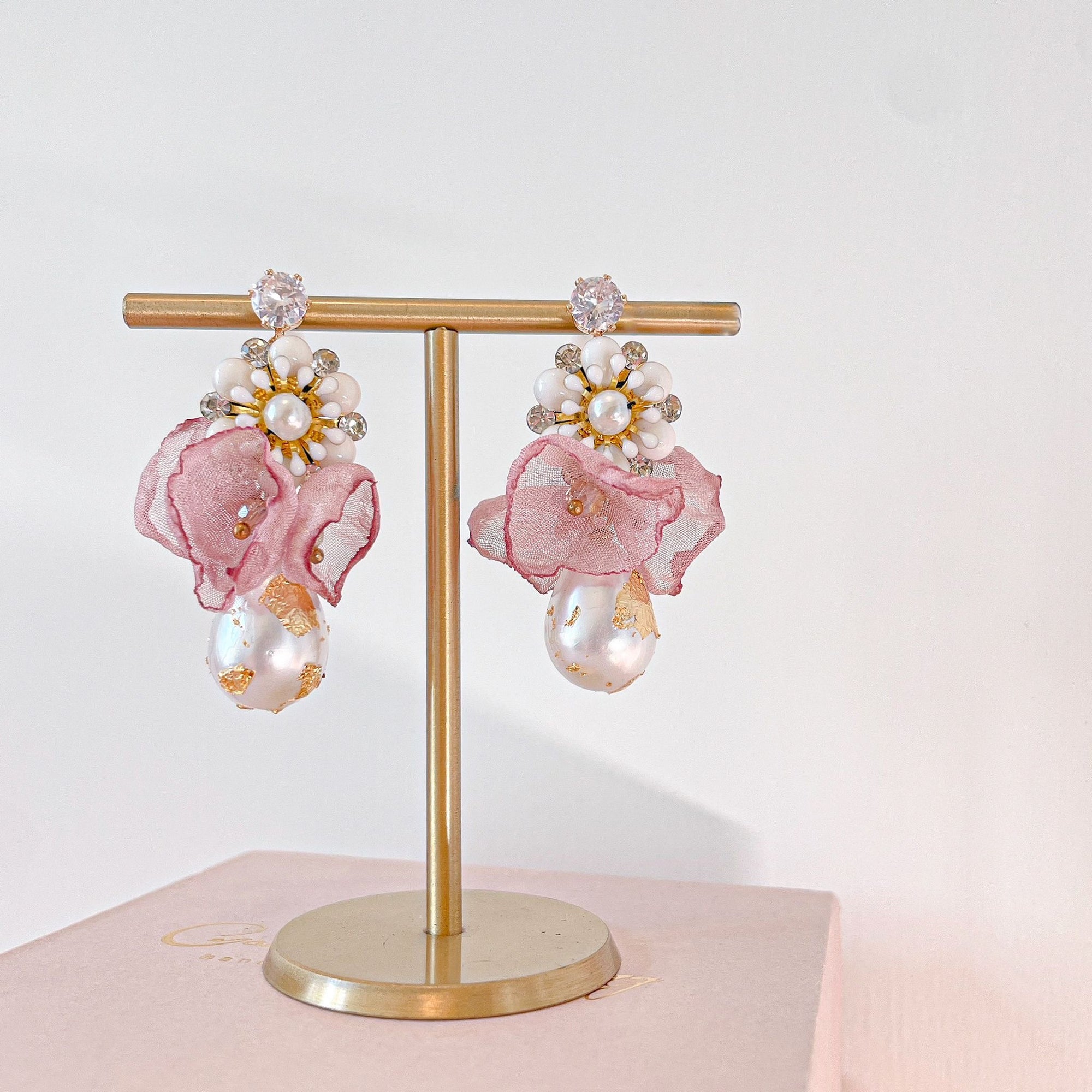 Carmenita Wong | Earrings | MF22 Pink