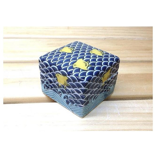 KUTANI | Pottery Box | Aomi Houndstooth