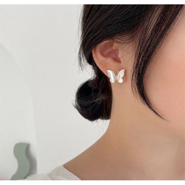 XING XING | Butterfly Pierced Earring | 正價
