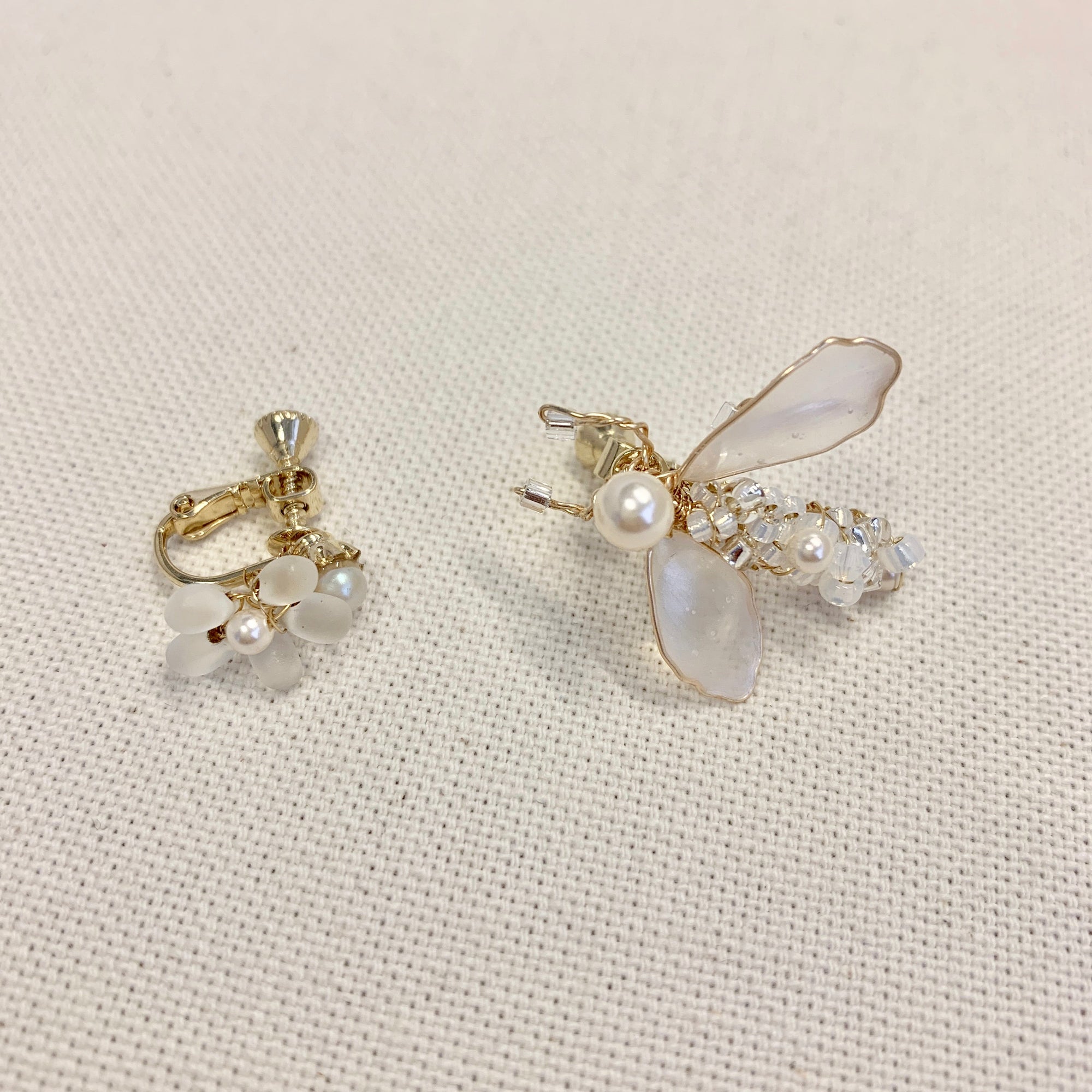 Le Bonheur Design | Bee Clip-on Earrings (3804235431970)