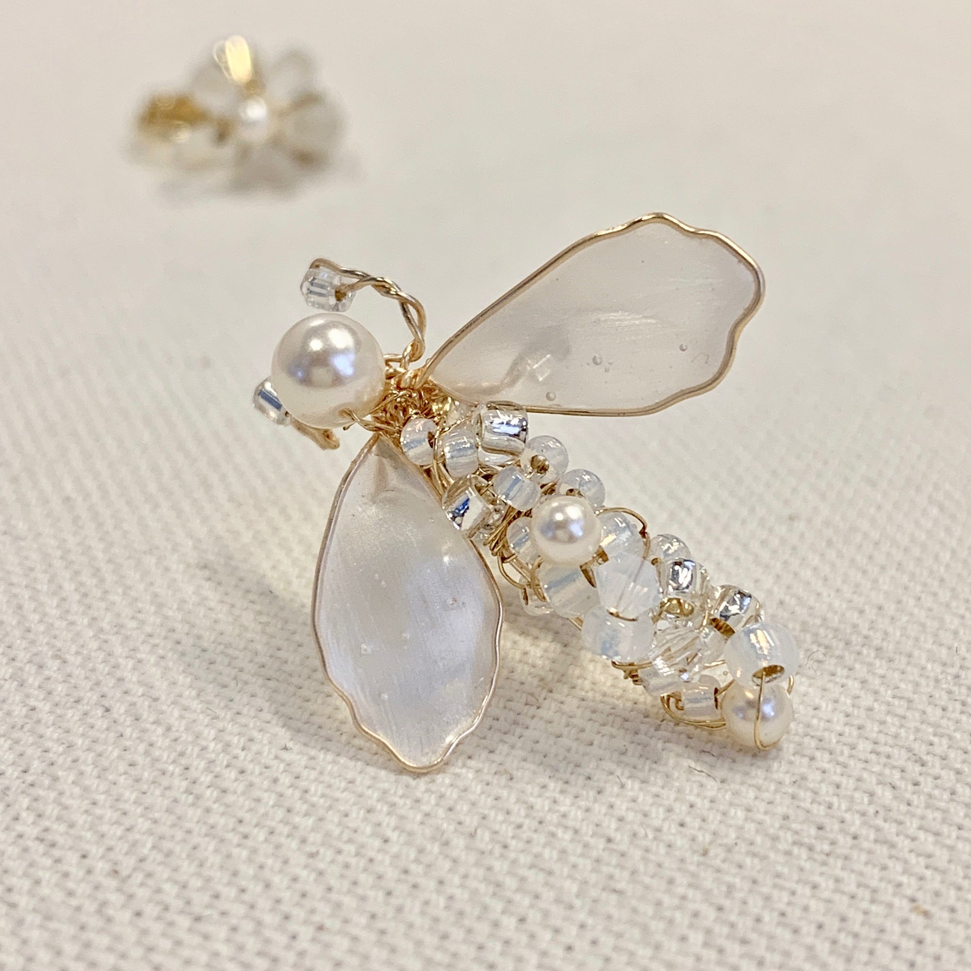 Le Bonheur Design | Bee Clip-on Earrings (3804235431970)