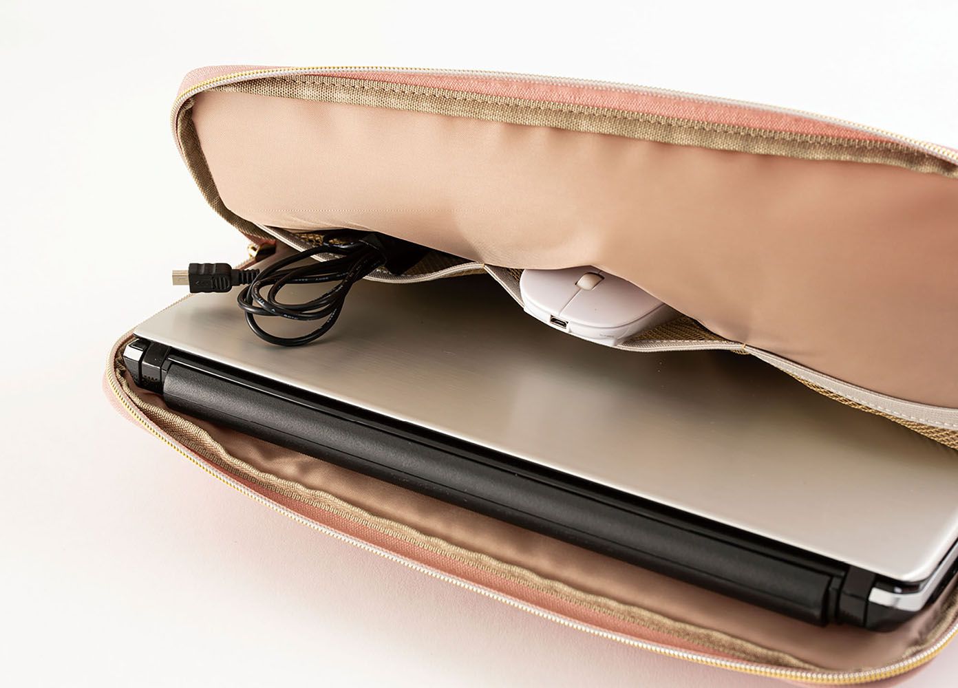 Velessera | Laptop Case L | 正價